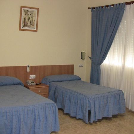 Hotel Los Hermanos Ocaña المظهر الخارجي الصورة