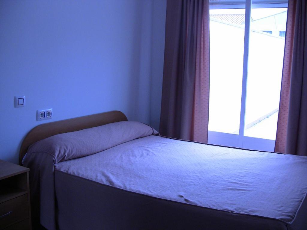 Hotel Los Hermanos Ocaña الغرفة الصورة