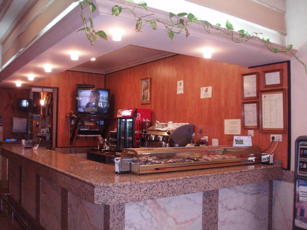 Hotel Los Hermanos Ocaña المظهر الخارجي الصورة