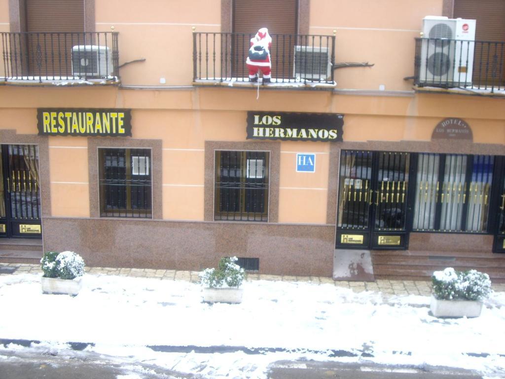 Hotel Los Hermanos Ocaña المظهر الخارجي الصورة