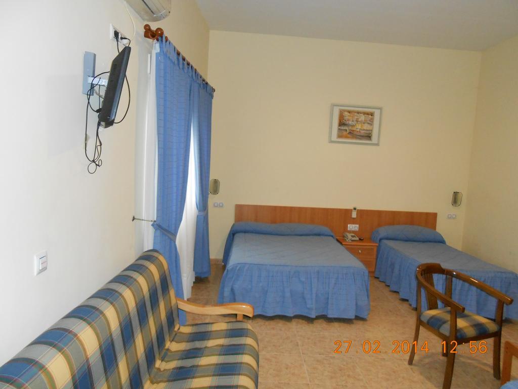 Hotel Los Hermanos Ocaña المظهر الخارجي الصورة