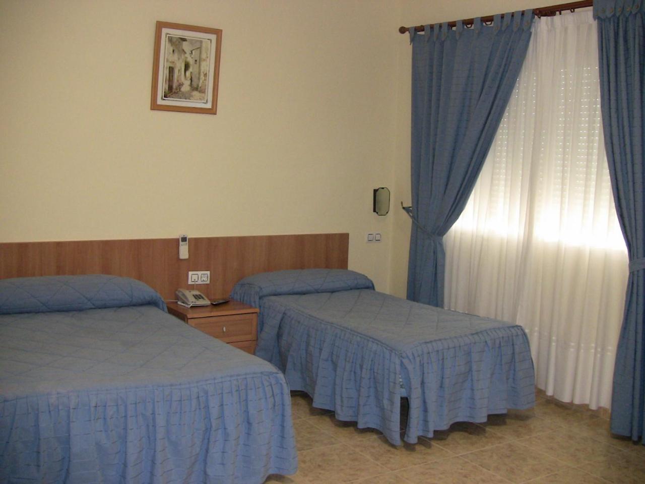 Hotel Los Hermanos Ocaña المظهر الخارجي الصورة